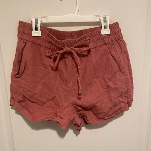Love Tree mauve linen shorts